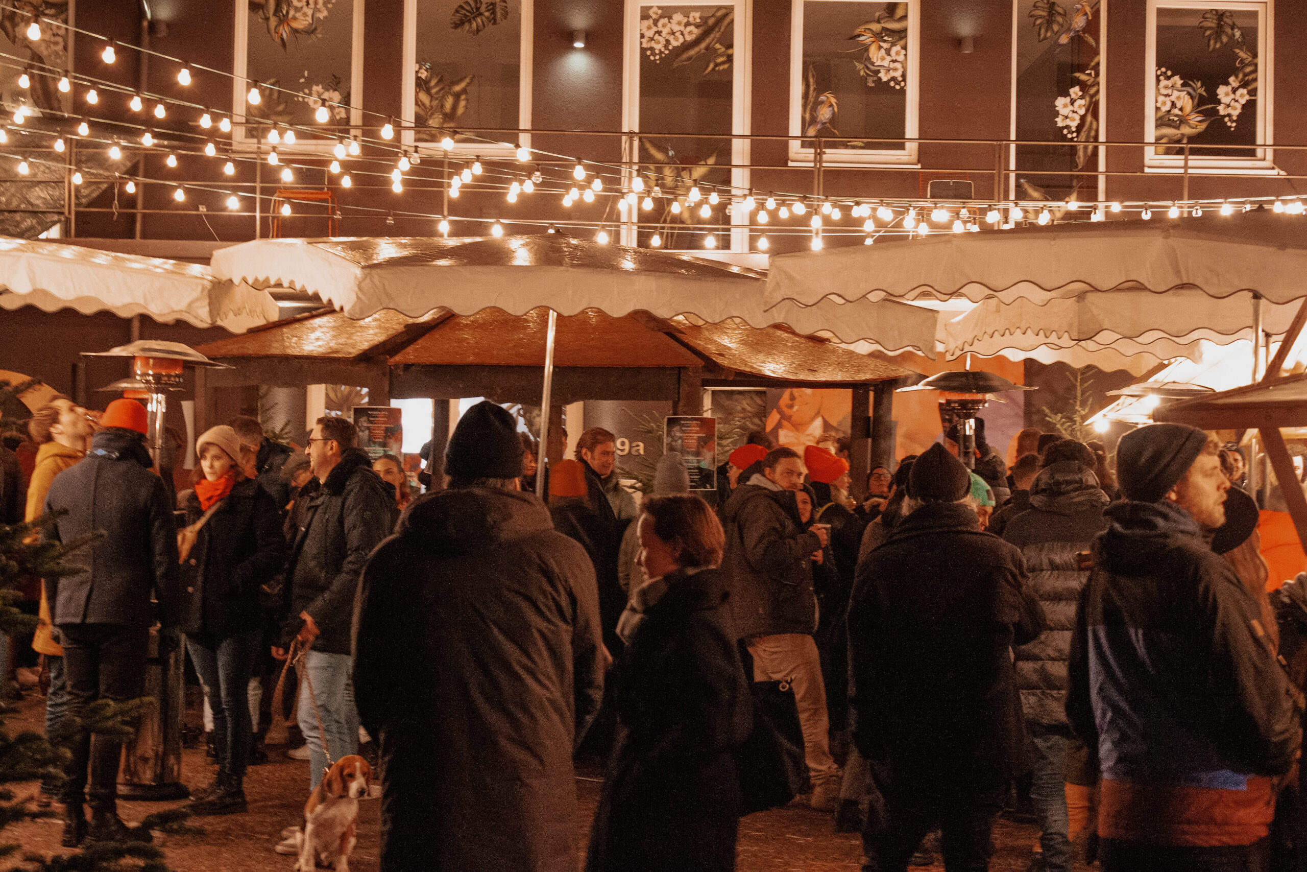 Dfrost, Christmas, Feuerzangenbowle, Dfrost hosts, event, retail identity, agency life