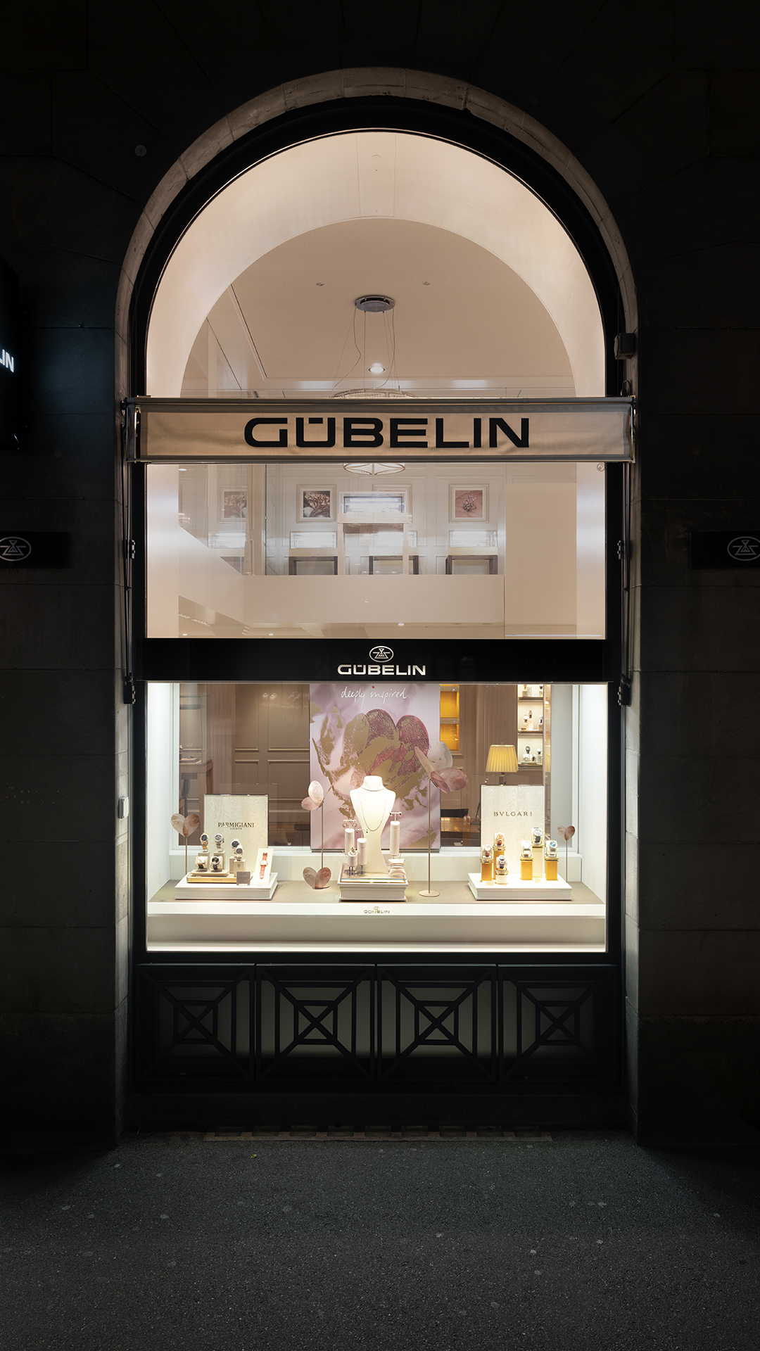 DFROST, Gübelin, Window Campaign, Conception, Development, luxury, jewelry, engagement